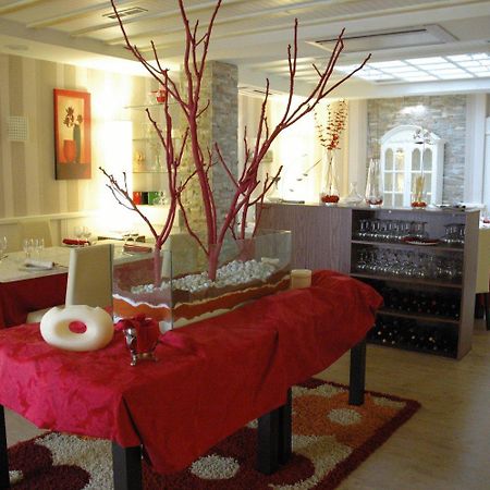 Hotel Ideal Βιγιαρρομπλέδο Εξωτερικό φωτογραφία